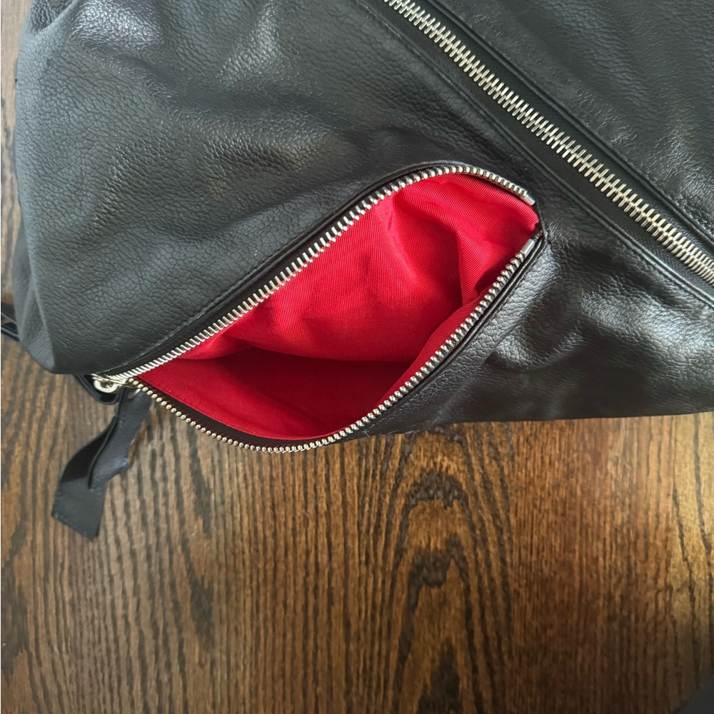 Christian Louboutin Black Leather Trophe Large Shoulder Bag - Picture 8 of 12